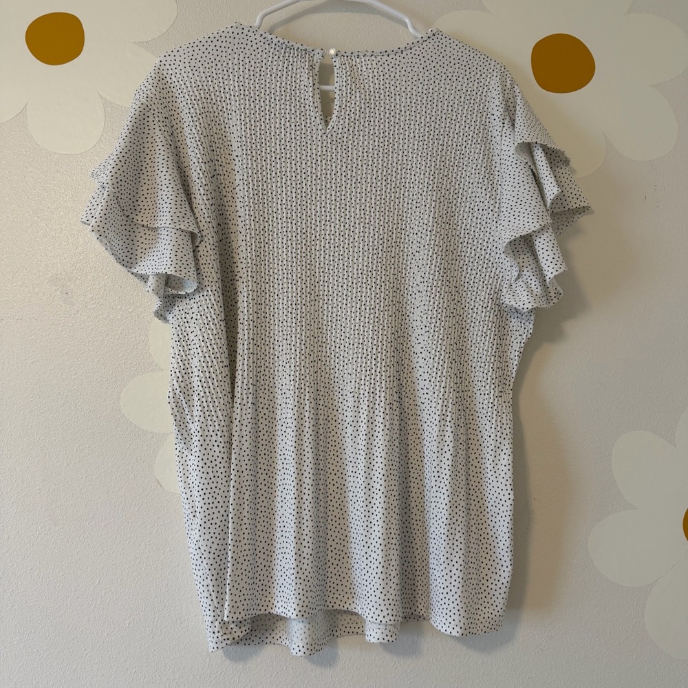 Adrianna Papell White Polka Dot Flutter Sleeve Pleated Blouse - Picture 3 of 9